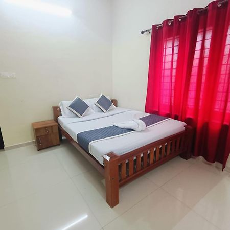 West Darshan Apartments And Villas Thiruvananthapuram Εξωτερικό φωτογραφία